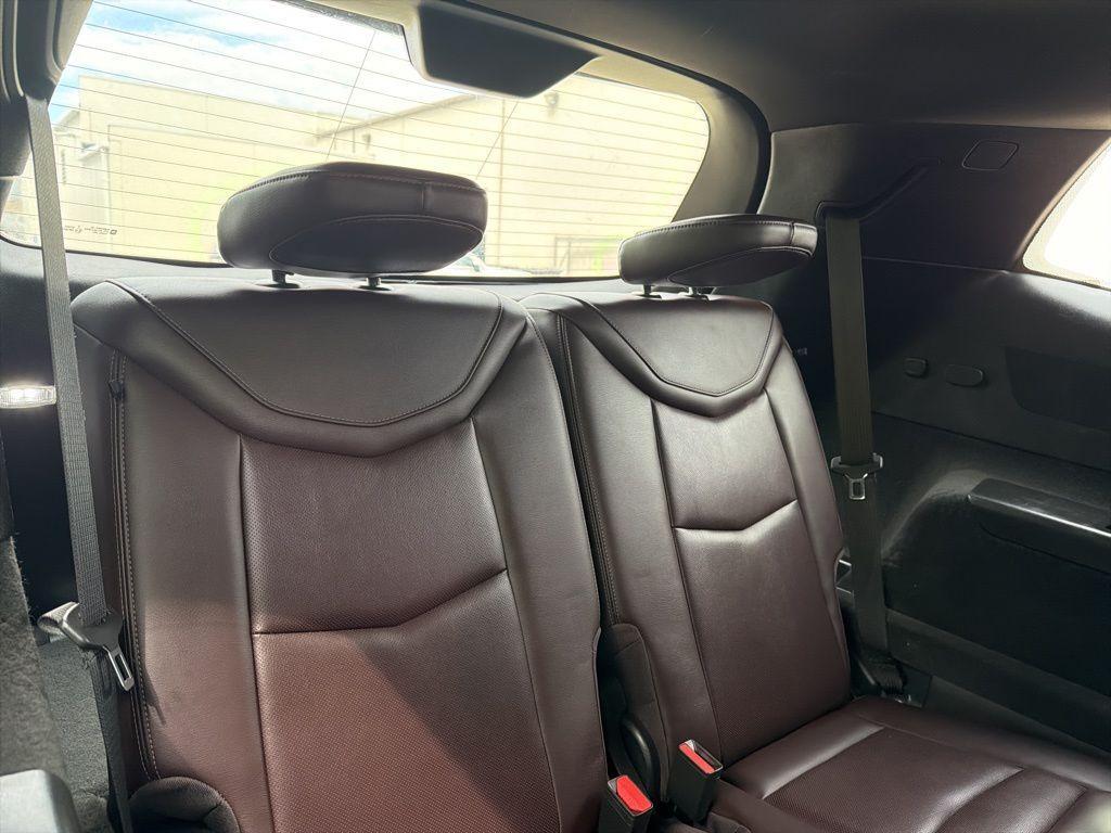 used 2022 Cadillac XT6 car, priced at $32,712