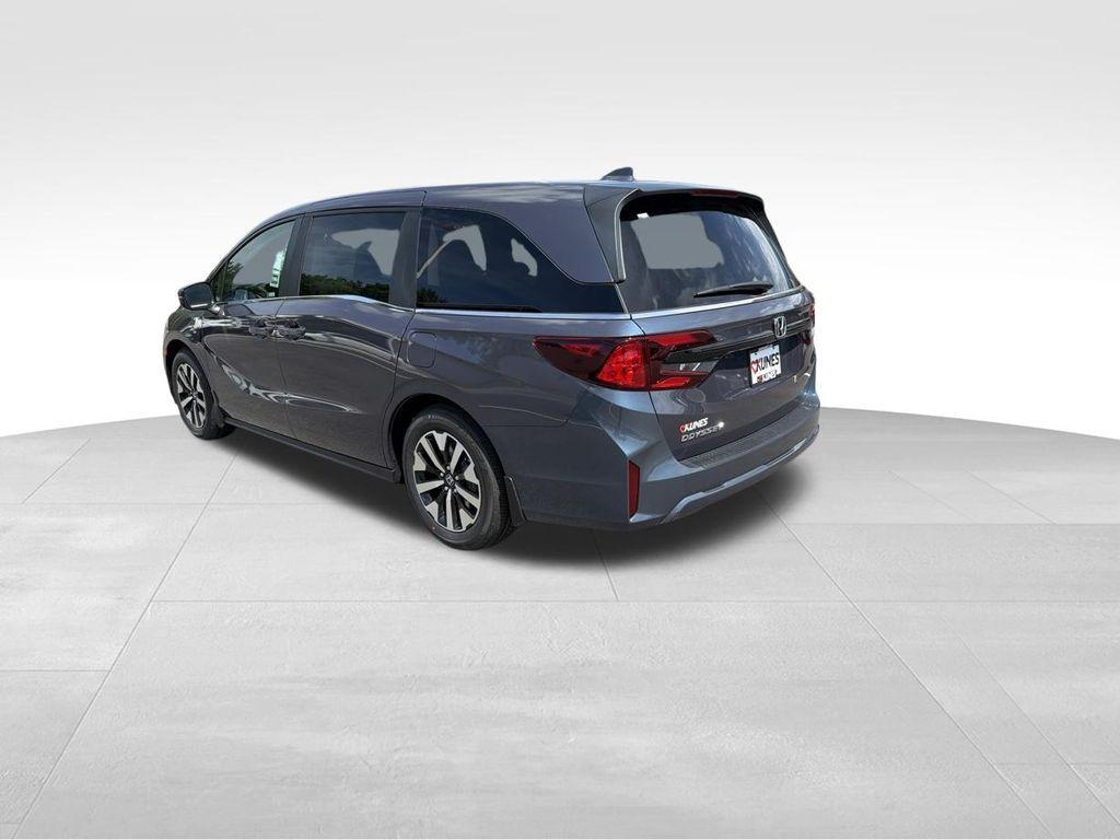 new 2026 Honda Odyssey car, priced at $44,202
