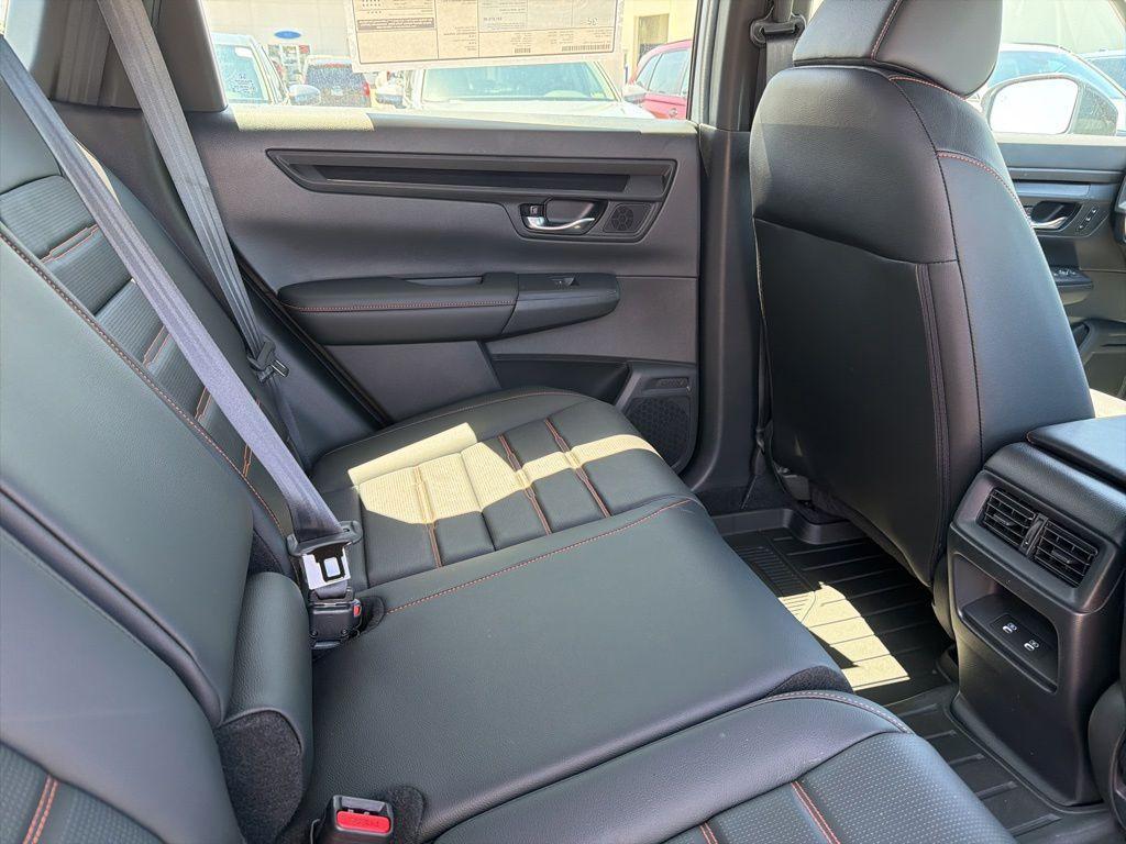 new 2026 Honda CR-V Hybrid car, priced at $40,545