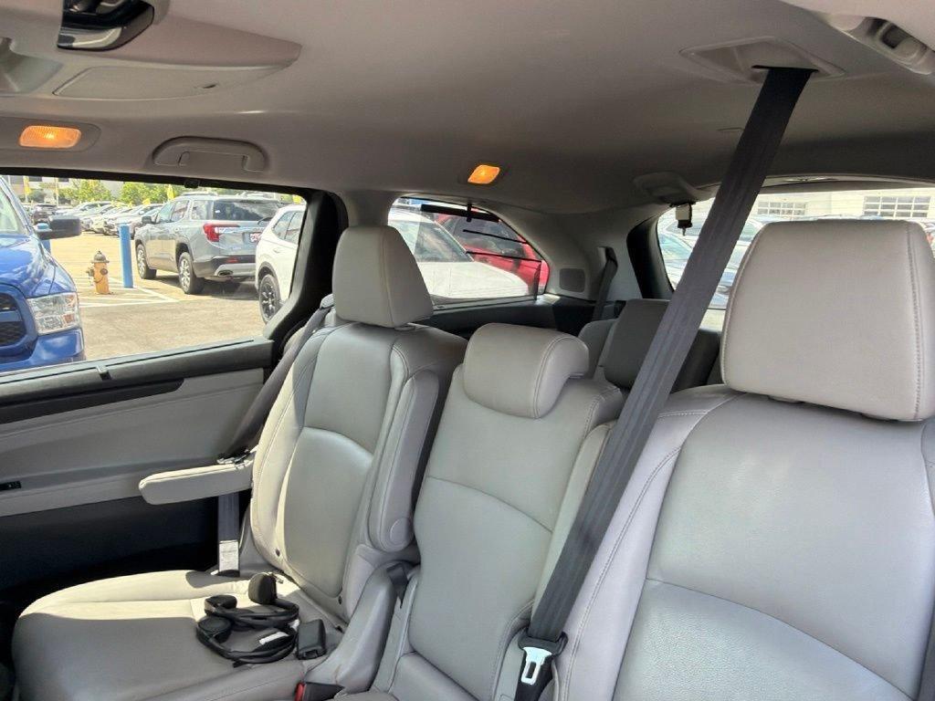 used 2018 Honda Odyssey car, priced at $17,296