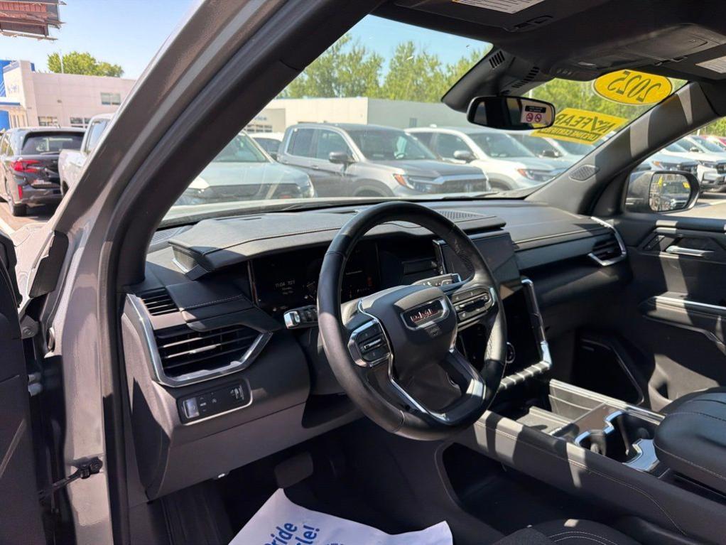 used 2025 GMC Acadia car, priced at $33,491