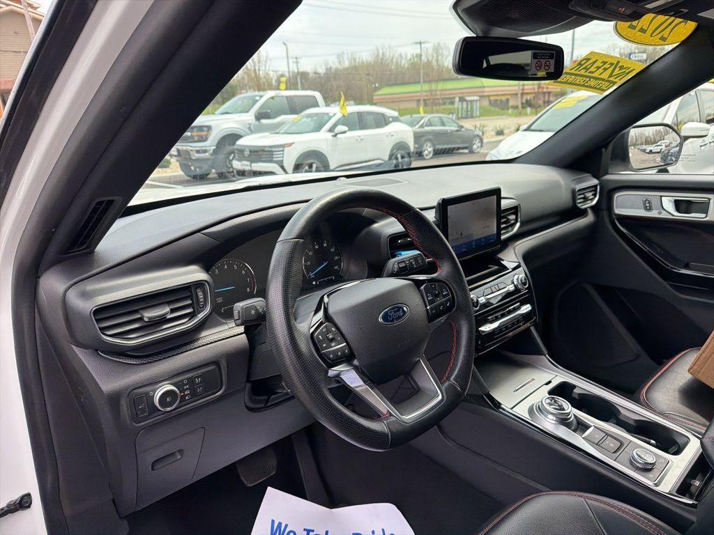 used 2022 Ford Explorer car, priced at $31,403