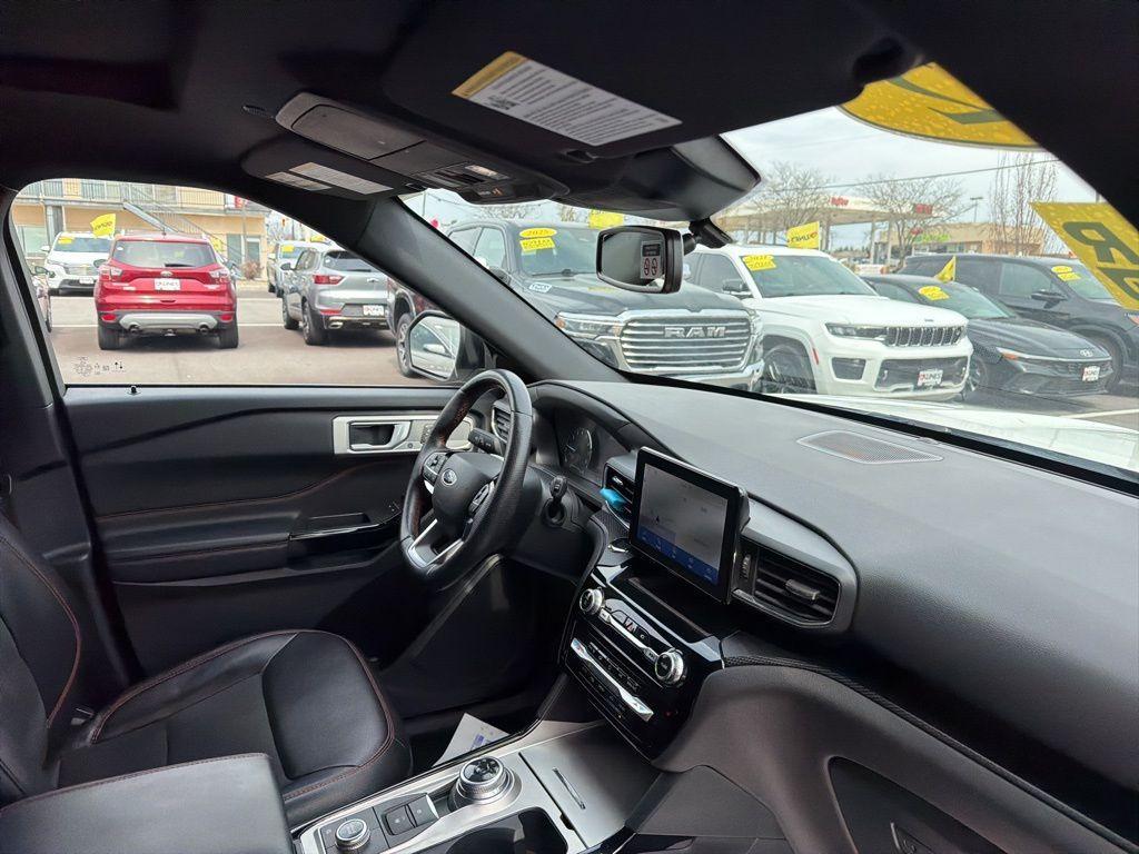 used 2022 Ford Explorer car, priced at $31,403