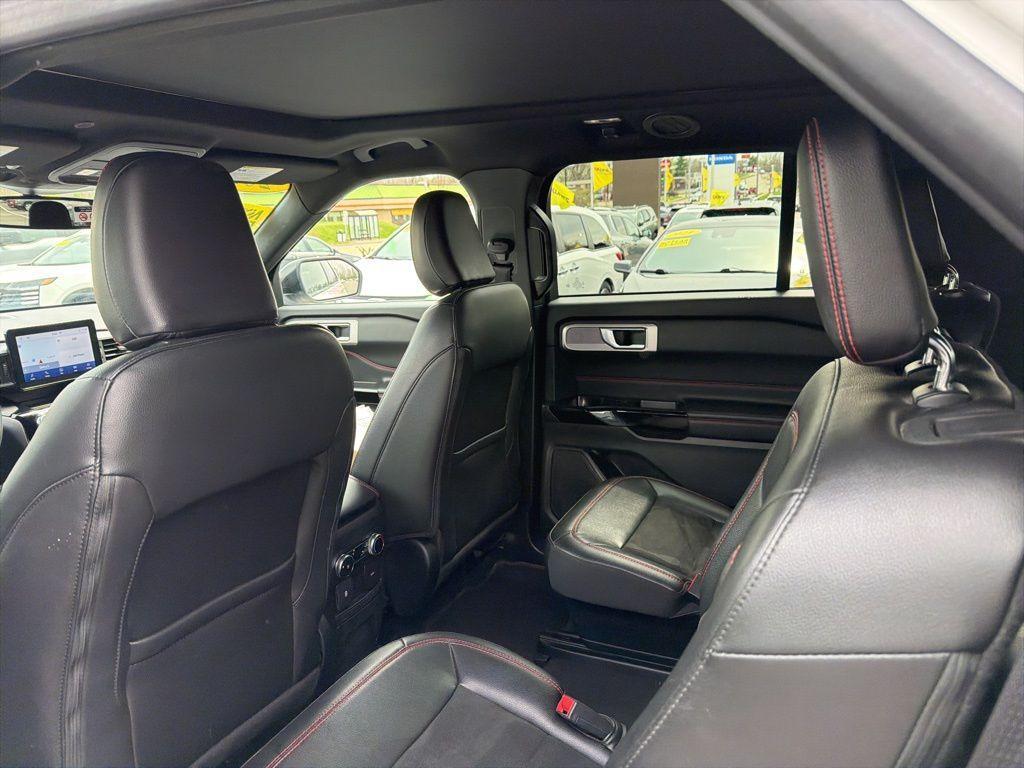 used 2022 Ford Explorer car, priced at $31,403