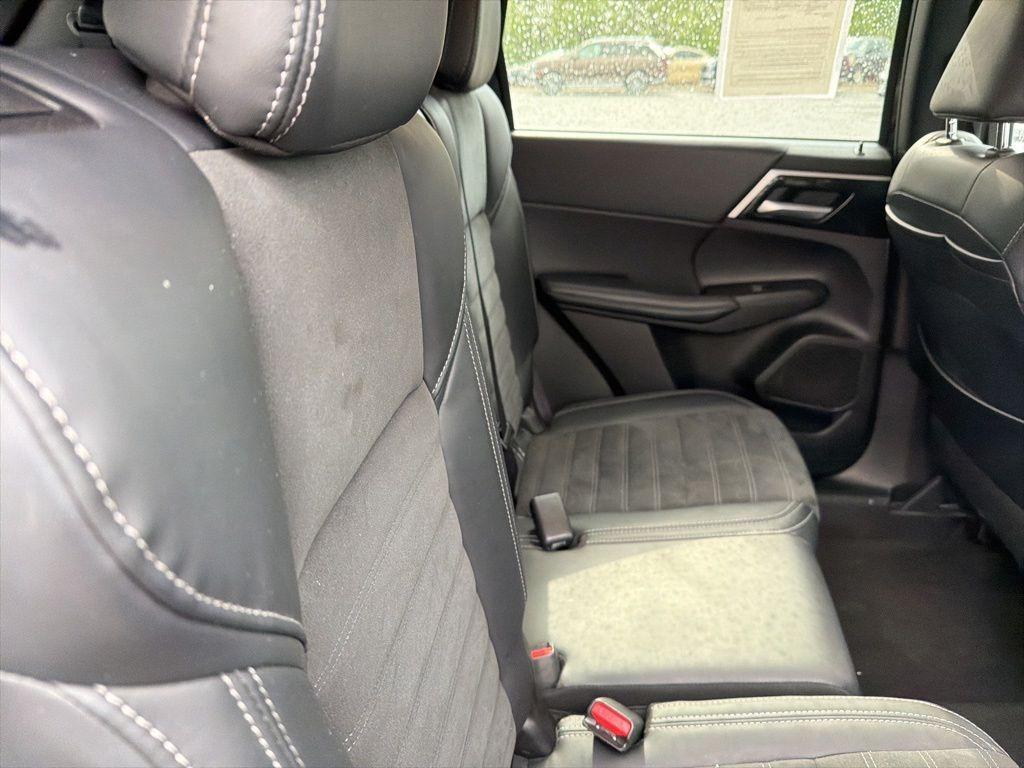 used 2024 Mitsubishi Outlander car, priced at $24,412