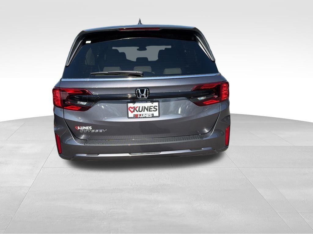 new 2026 Honda Odyssey car, priced at $44,567