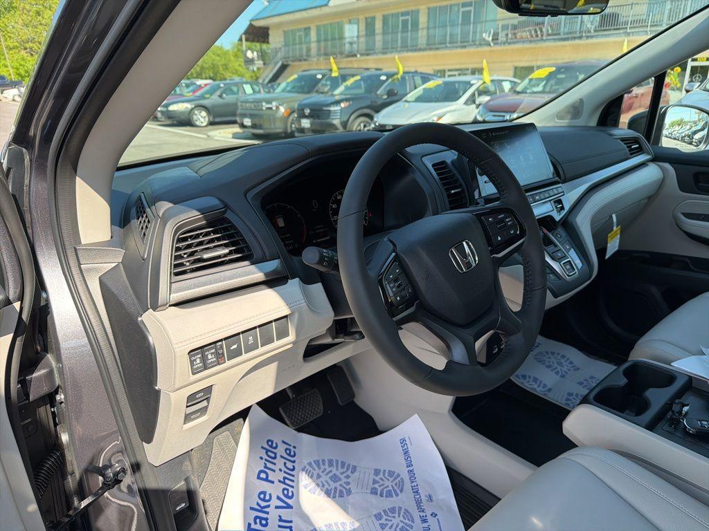 new 2026 Honda Odyssey car, priced at $44,567