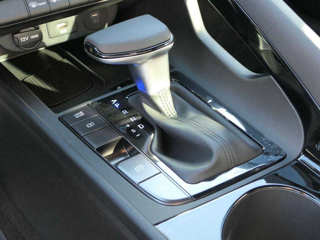 new 2026 Hyundai ELANTRA HEV car, priced at $27,585