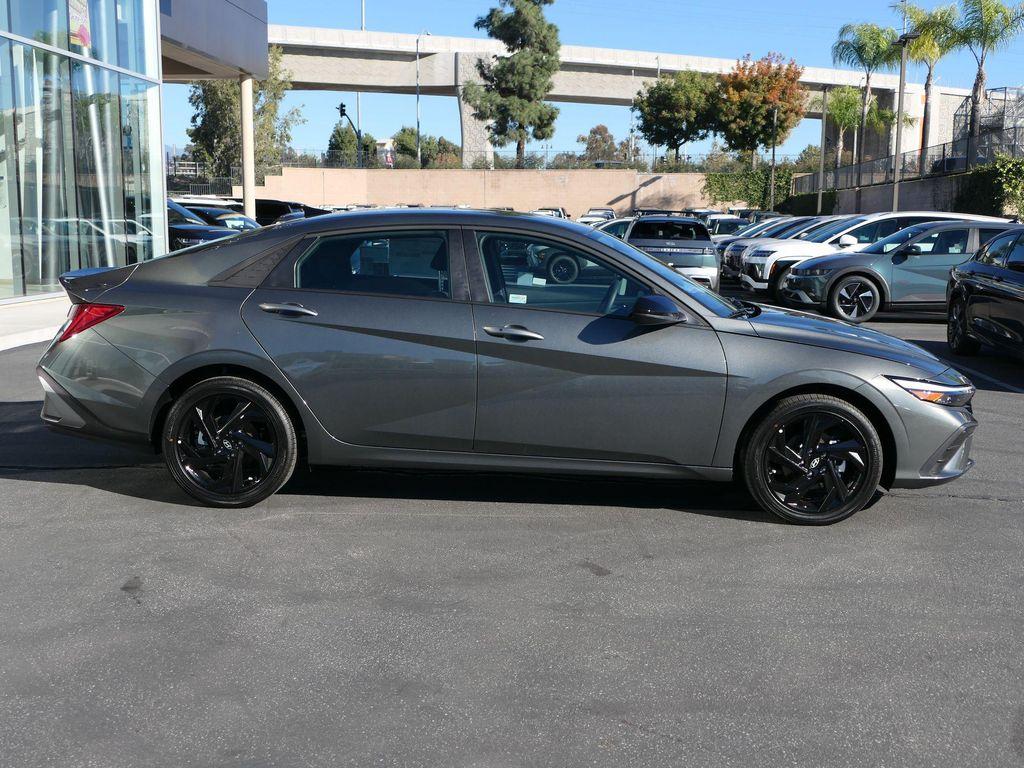 new 2026 Hyundai ELANTRA HEV car, priced at $26,780