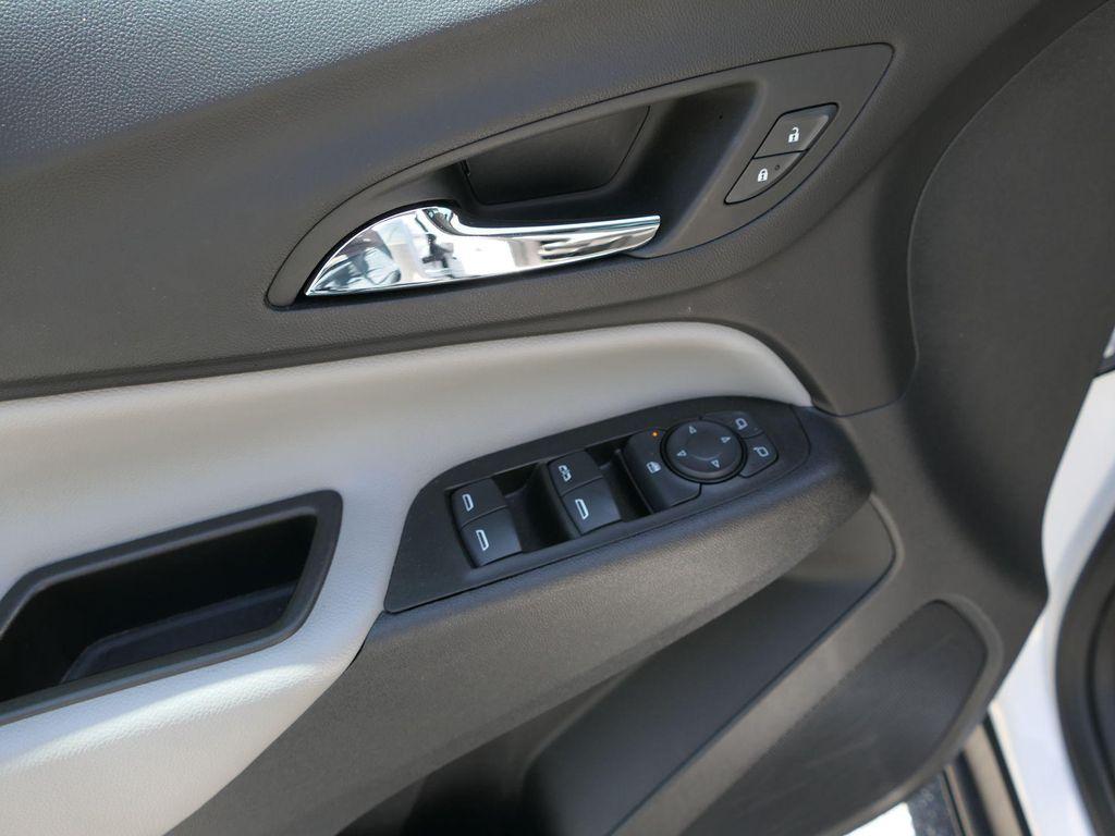 used 2023 Chevrolet Equinox car, priced at $19,210