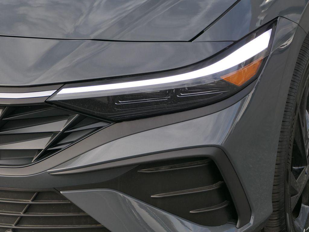 new 2026 Hyundai ELANTRA HEV car, priced at $27,530