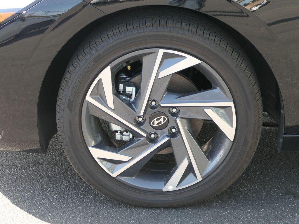 new 2025 Hyundai ELANTRA HEV car, priced at $25,685
