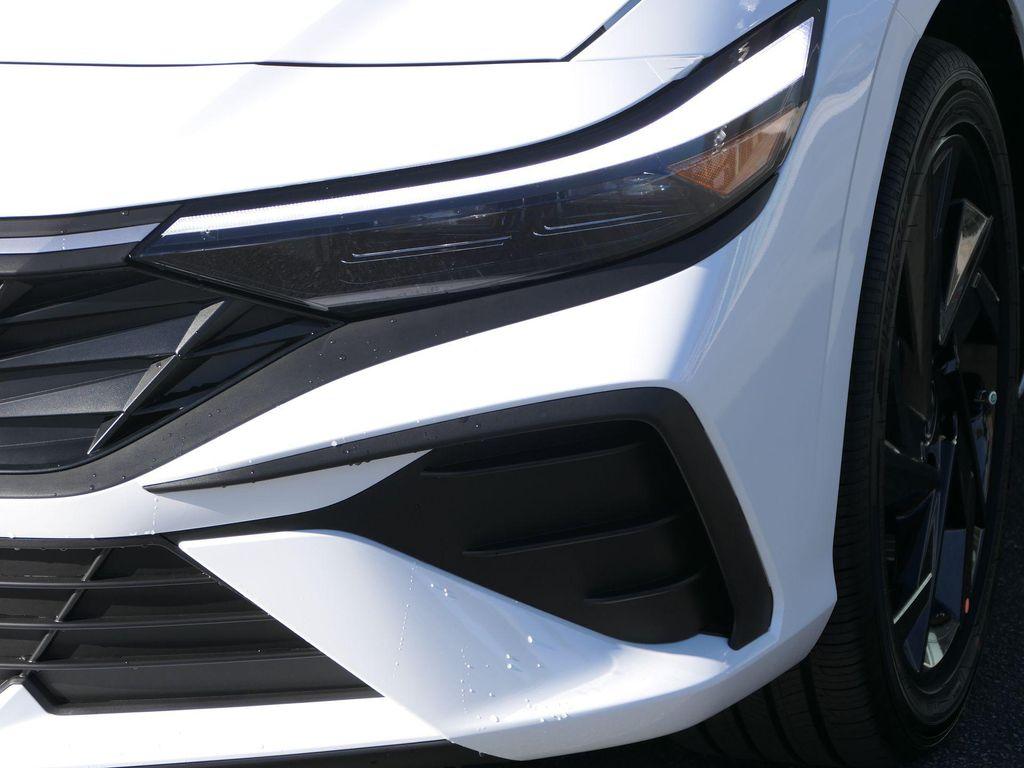 new 2026 Hyundai ELANTRA HEV car, priced at $28,085