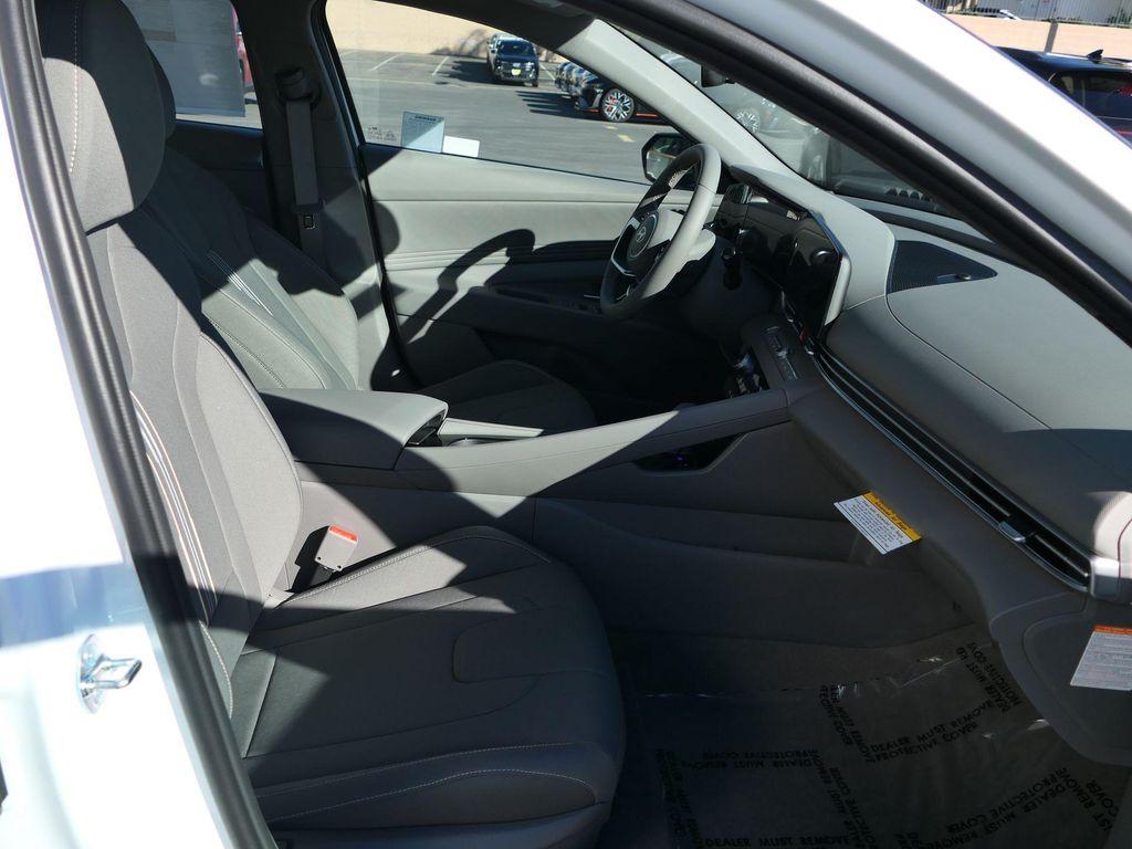 new 2026 Hyundai ELANTRA HEV car, priced at $28,085