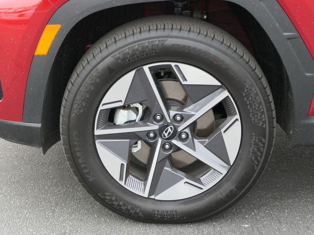 new 2026 Hyundai Tucson car, priced at $30,225