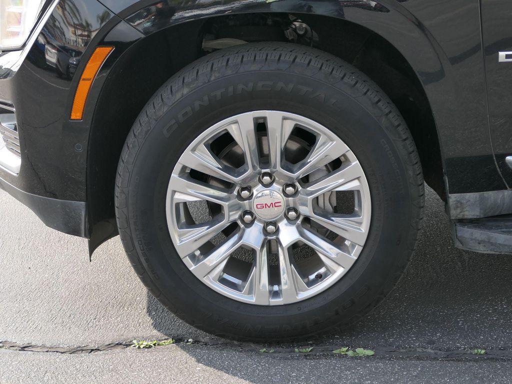 used 2025 GMC Yukon car, priced at $68,999