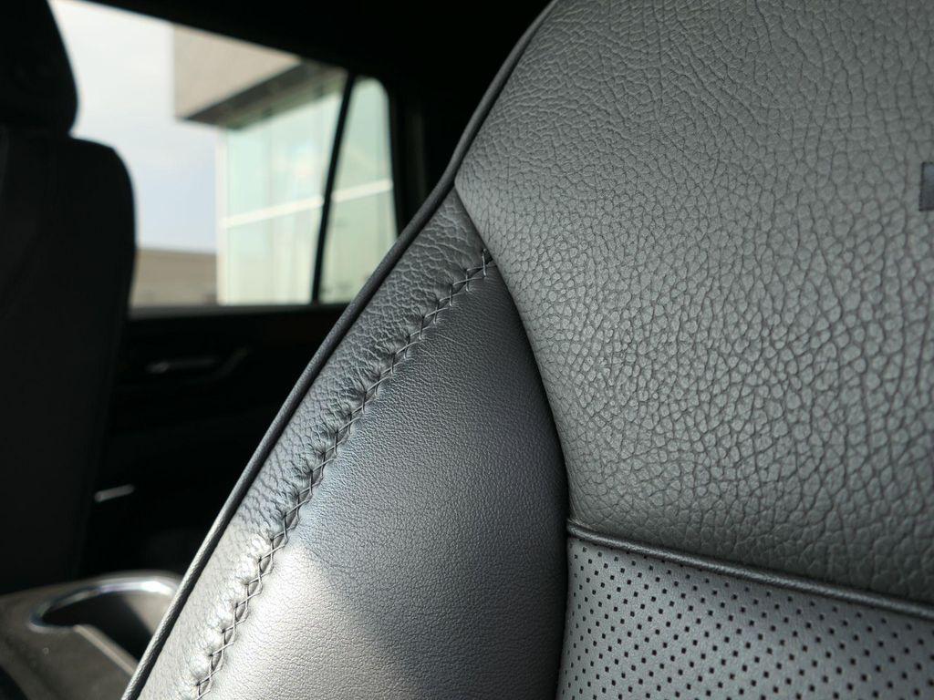 used 2025 GMC Yukon car, priced at $68,999