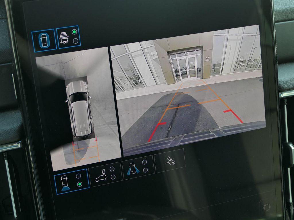 used 2025 GMC Yukon car, priced at $68,999