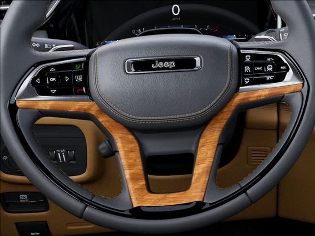 new 2026 Jeep Grand Cherokee car, priced at $60,005