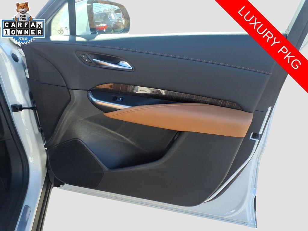 used 2022 Cadillac XT4 car, priced at $24,365