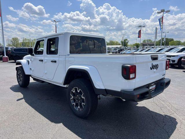 new 2026 Jeep Gladiator car, priced at $46,617