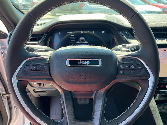 new 2026 Jeep Grand Cherokee car, priced at $47,084