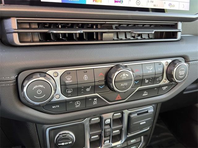 new 2026 Jeep Gladiator car, priced at $58,292