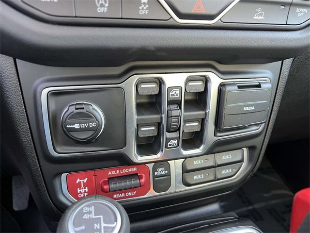 new 2026 Jeep Gladiator car, priced at $58,292