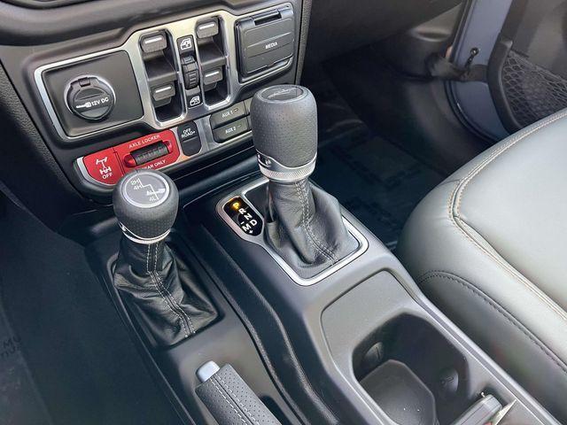 new 2026 Jeep Gladiator car, priced at $53,195