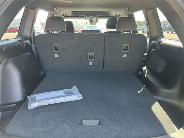 new 2025 Jeep Grand Cherokee car, priced at $38,669