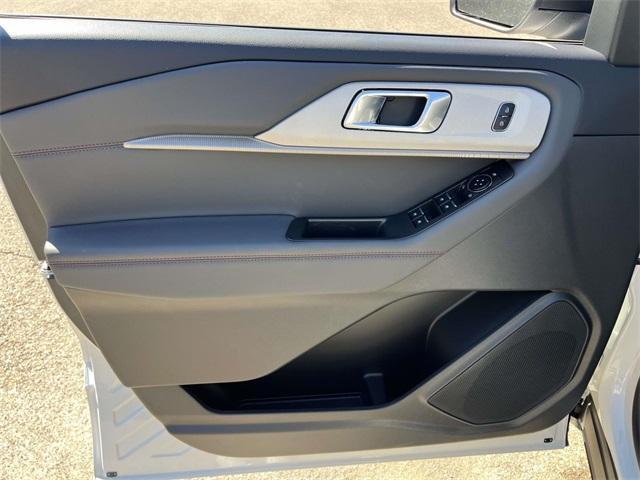 new 2025 Ford Explorer car, priced at $46,015