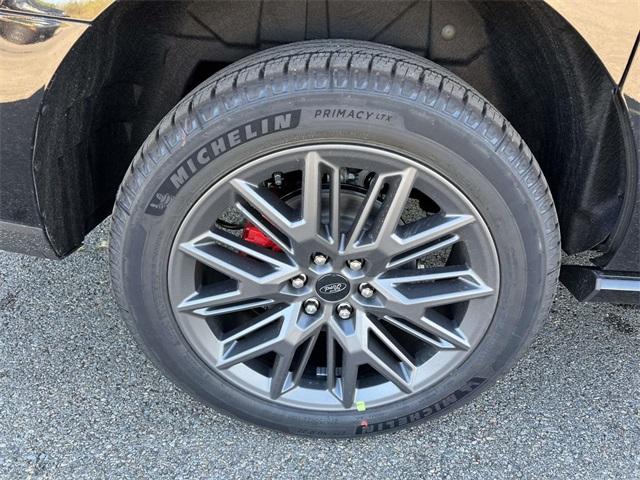 new 2025 Ford Expedition Max car, priced at $82,188