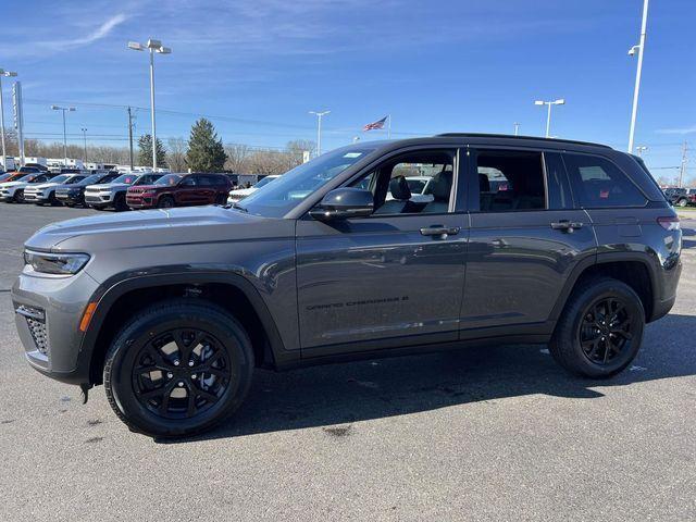 new 2026 Jeep Grand Cherokee car, priced at $46,170