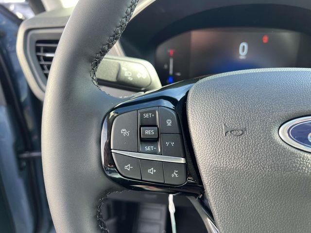 new 2025 Ford Escape car, priced at $37,286