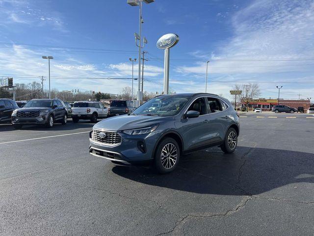 new 2025 Ford Escape car, priced at $37,286