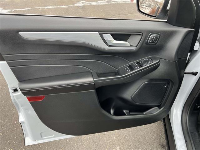 used 2025 Ford Escape car, priced at $28,900