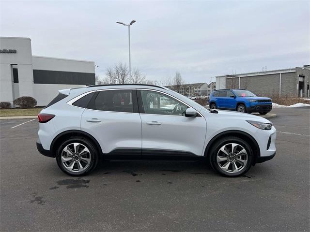 used 2025 Ford Escape car, priced at $28,900