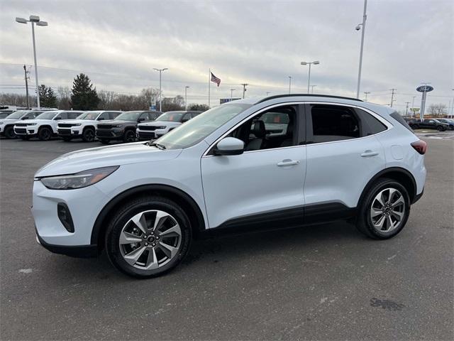 used 2025 Ford Escape car, priced at $28,900