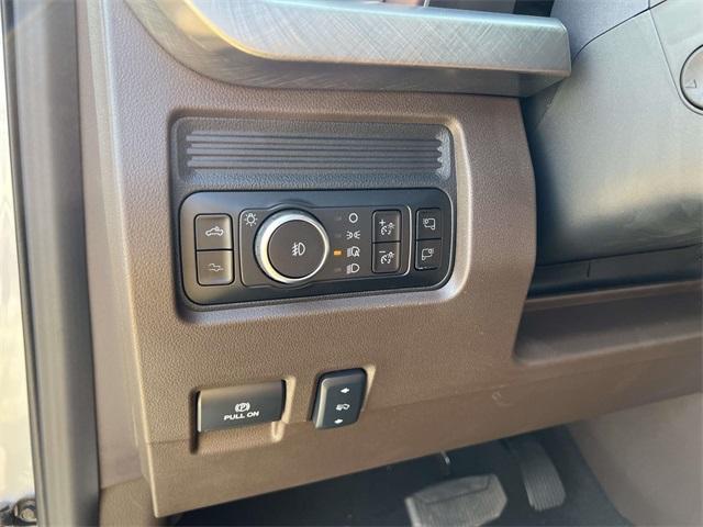 new 2025 Ford F-350 car, priced at $91,999