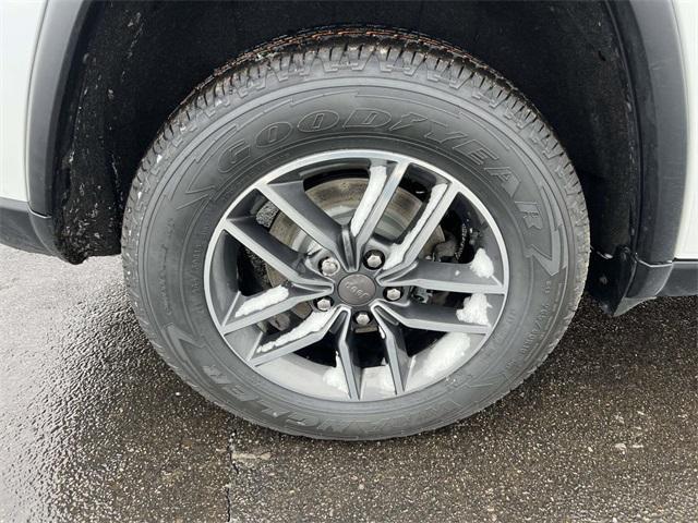 used 2019 Jeep Grand Cherokee car, priced at $13,775