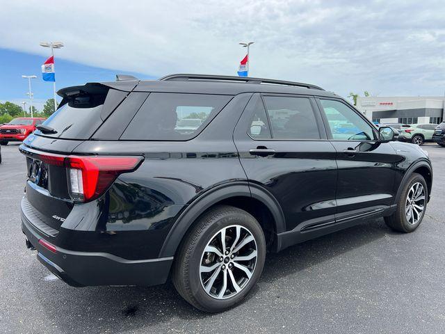 used 2025 Ford Explorer car, priced at $38,198