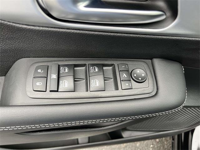 new 2026 Chrysler Pacifica car, priced at $52,155