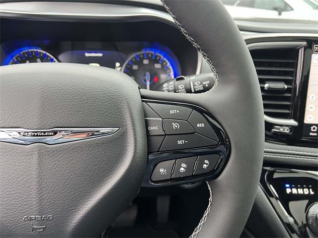 new 2026 Chrysler Pacifica car, priced at $52,155