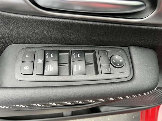 new 2025 Chrysler Pacifica car, priced at $45,110