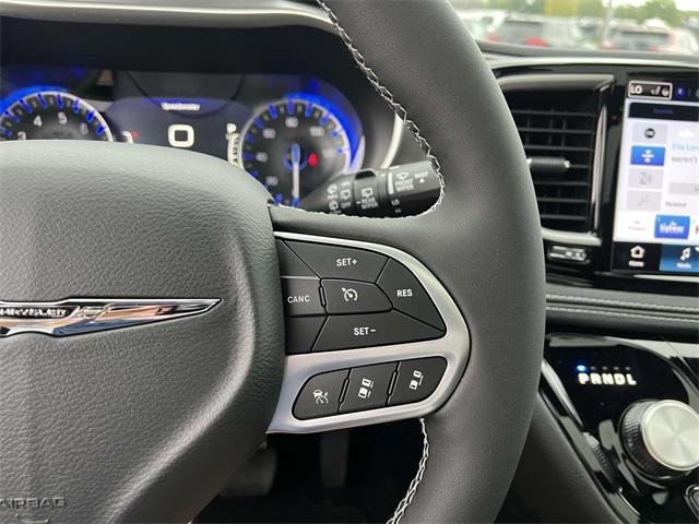 new 2025 Chrysler Pacifica car, priced at $45,110