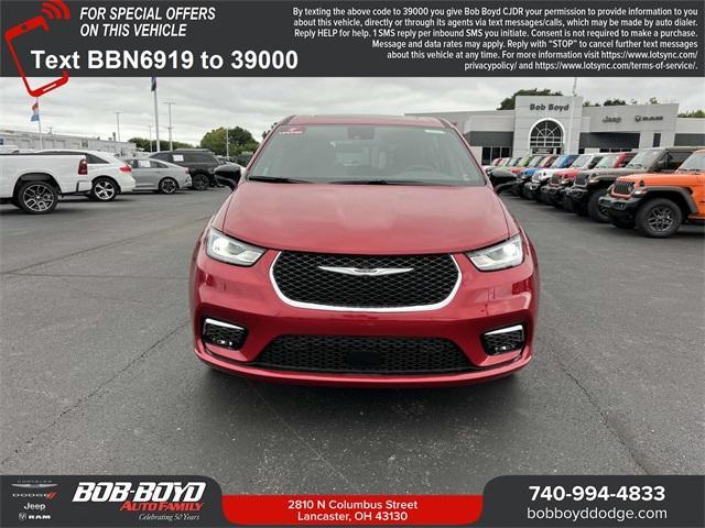 new 2025 Chrysler Pacifica car, priced at $45,110