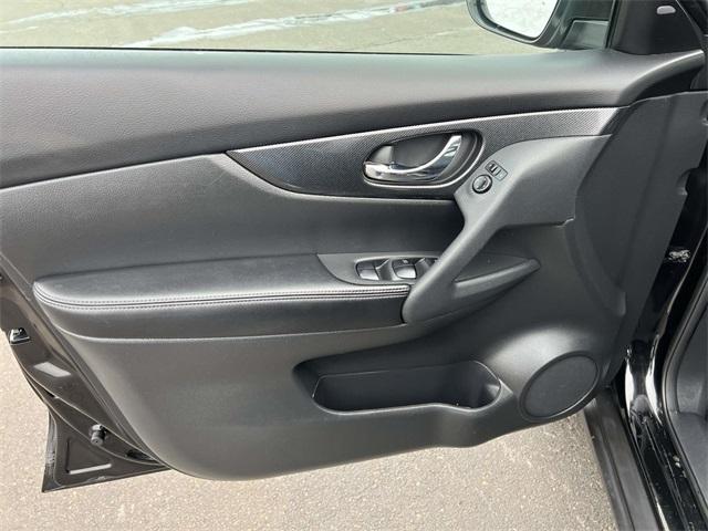 used 2016 Nissan Rogue car, priced at $7,900