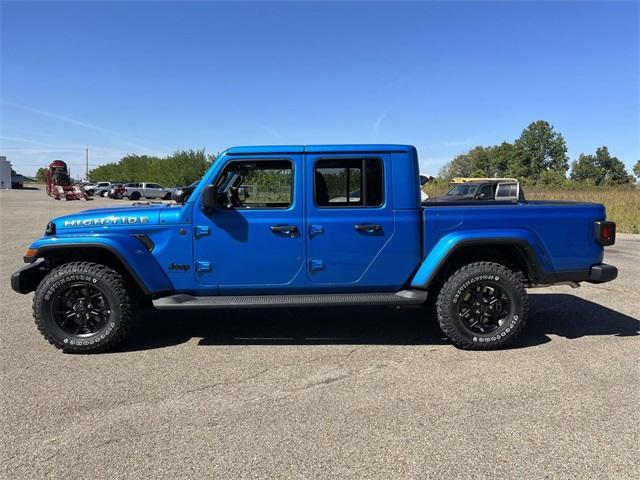 new 2025 Jeep Gladiator car, priced at $48,672