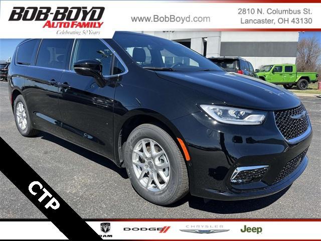 new 2025 Chrysler Pacifica car, priced at $43,020