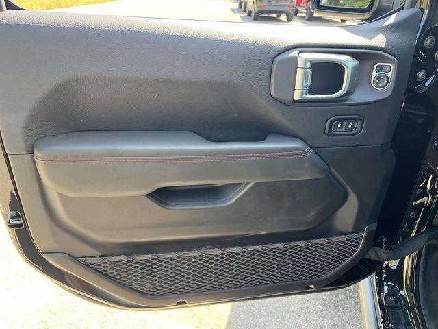 new 2025 Jeep Gladiator car, priced at $56,150